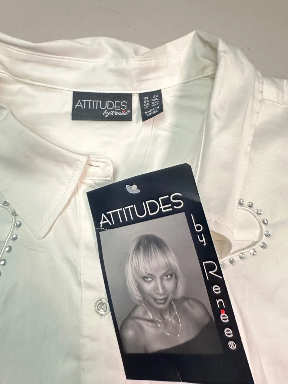 Attitudes by Renee White Button Down Long Sleeve Top With Cutout Detail. Sz 2X.